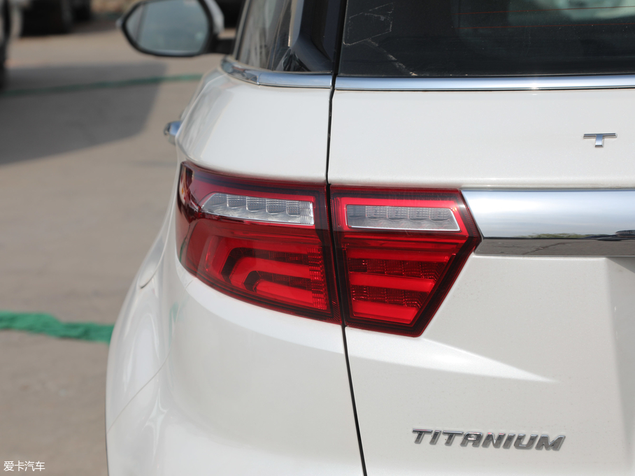 2019I EcoBoost 145 CVTI V