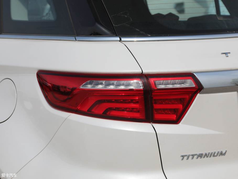 2019I EcoBoost 145 CVTI V