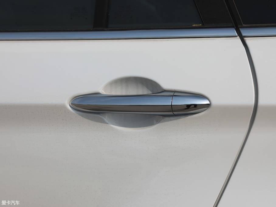 2019I EcoBoost 145 CVTI V