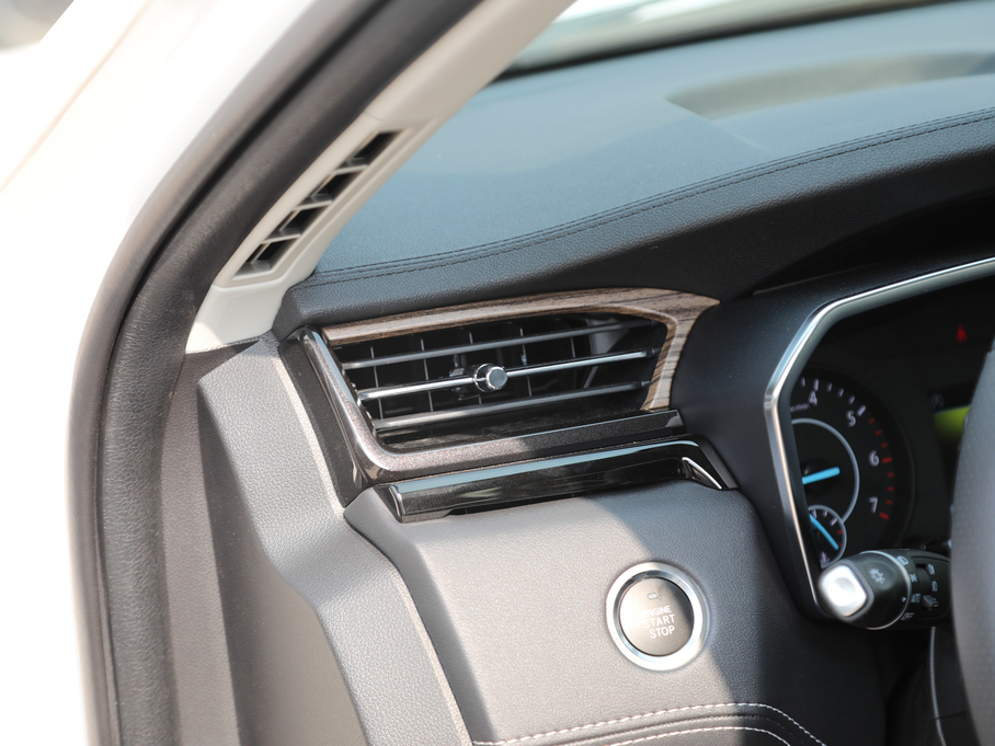 2019I EcoBoost 145 CVTI V