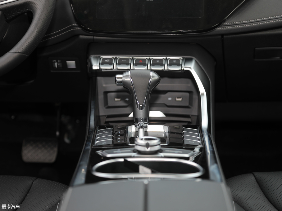 2019I EcoBoost 145 CVTI V