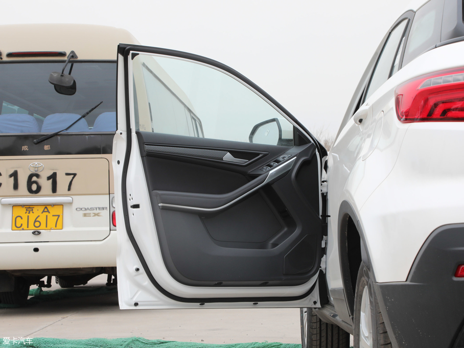 2019I(lng) EcoBoost 145 CVTI(lng) V