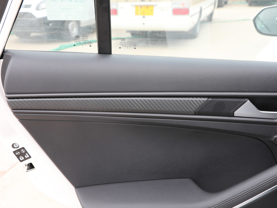 2019I(lng) EcoBoost 145 CVTI(lng) V