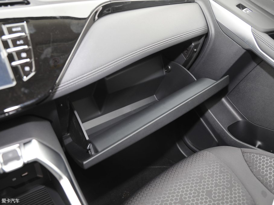 2019I EcoBoost 145 CVTI V