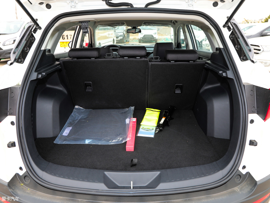 2019I EcoBoost 145 CVTI V