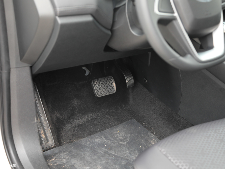 2019I EcoBoost 145 CVTI V