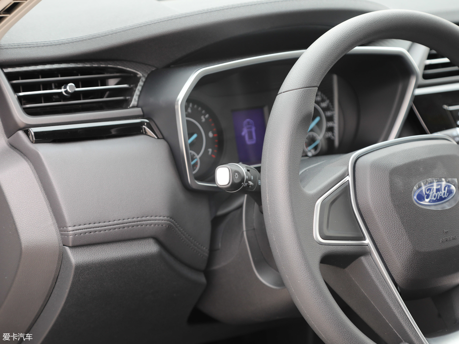 2019I EcoBoost 145 CVTI V