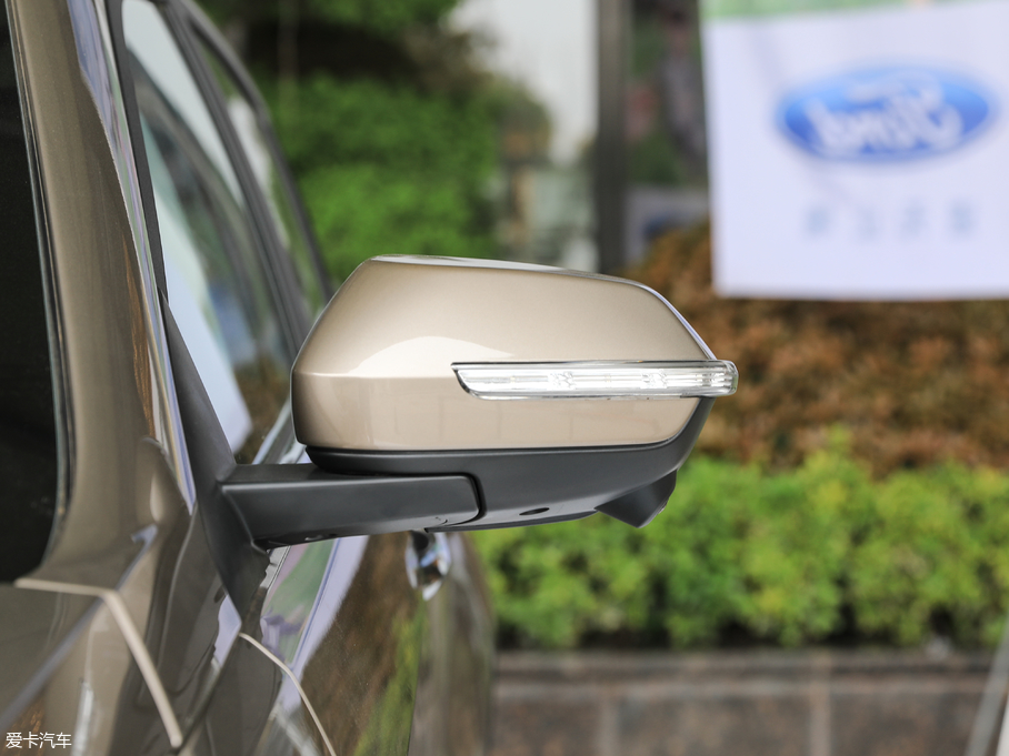 2019I EcoBoost 145 CVTIPlus VI