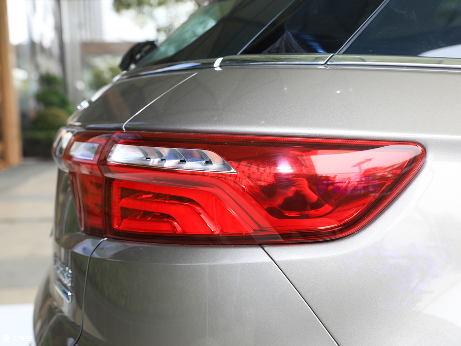 2019I EcoBoost 145 CVTIPlus VI