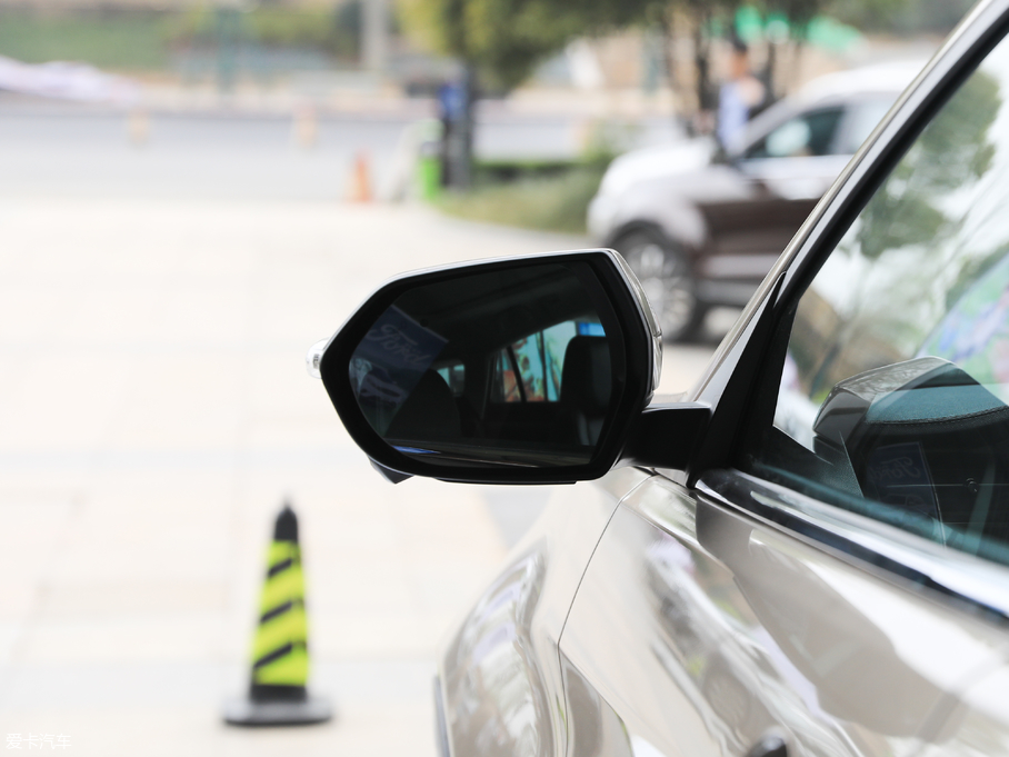 2019I(lng) EcoBoost 145 CVTI(lng)Plus VI