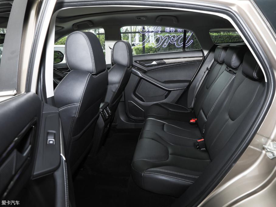 2019I(lng) EcoBoost 145 CVTI(lng)Plus (gu)VI