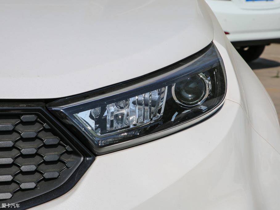 2019I EcoBoost 145 քӾI V