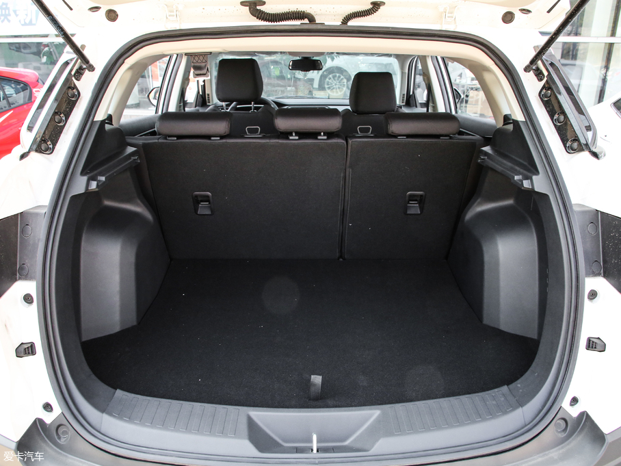 2019I EcoBoost 145 քӾI V