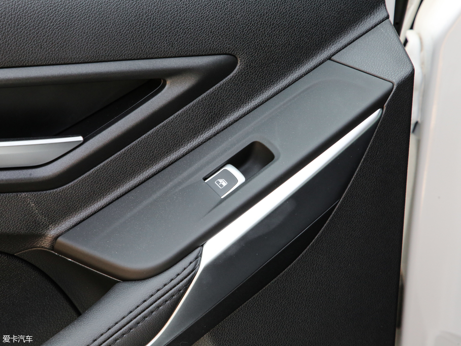 2019I EcoBoost 145 քӾI V