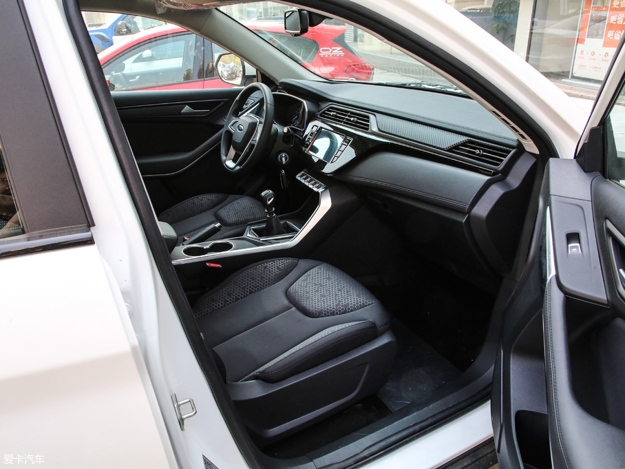 2019I EcoBoost 145 քӾI V