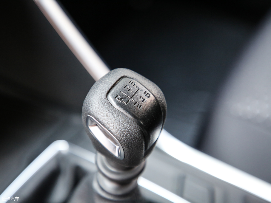 2019I EcoBoost 145 քӾI V