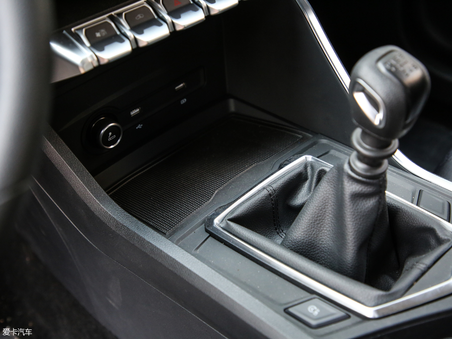 2019I(lng) EcoBoost 145 քӾI(lng) V