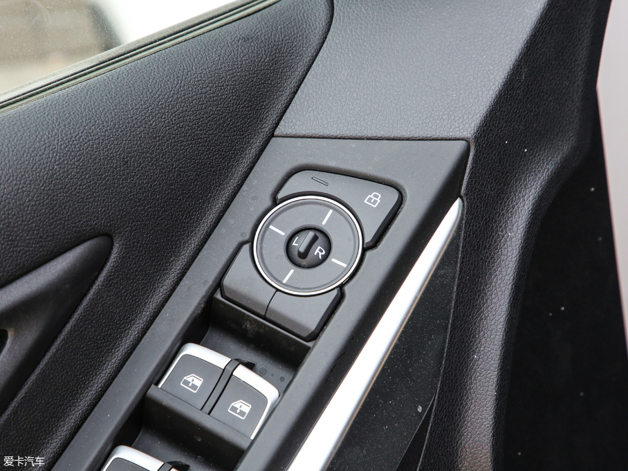 2019I EcoBoost 145 քӾI V