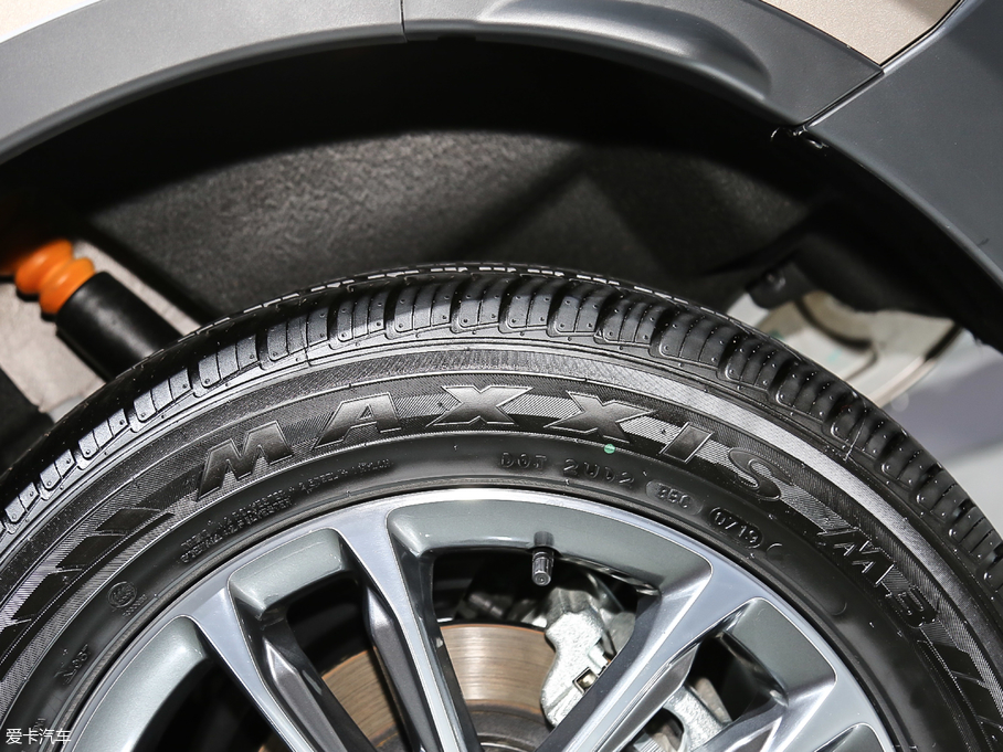 2019I EcoBoost 145 CVTKI V