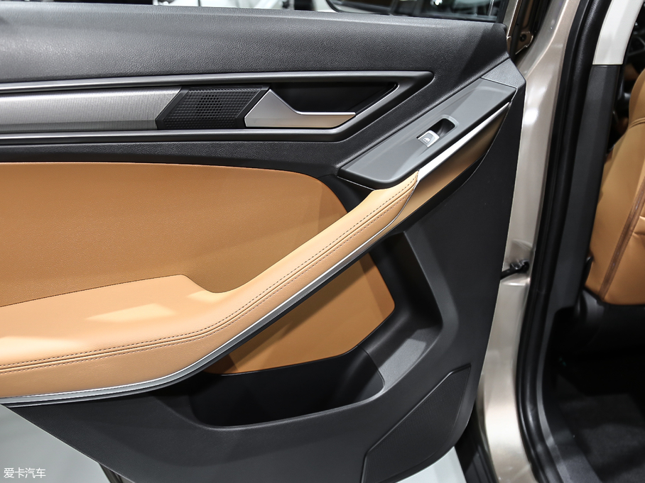 2019I EcoBoost 145 CVTKI V