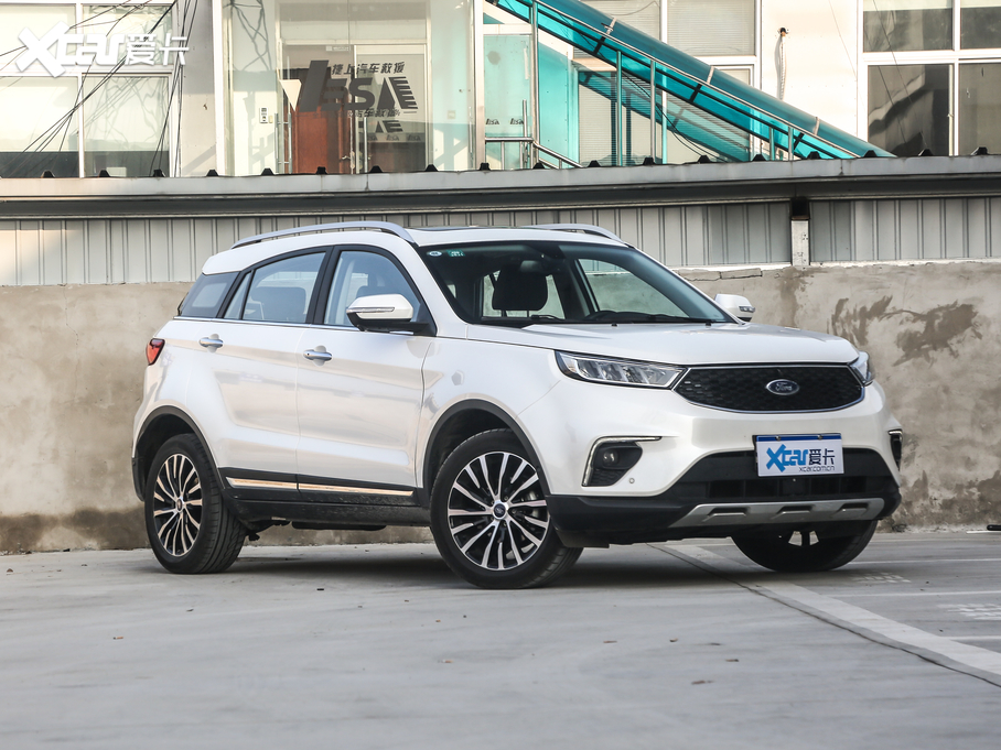 2019I(lng) EcoBoost 145 CVT 48VI(lng)Plus (gu)VI