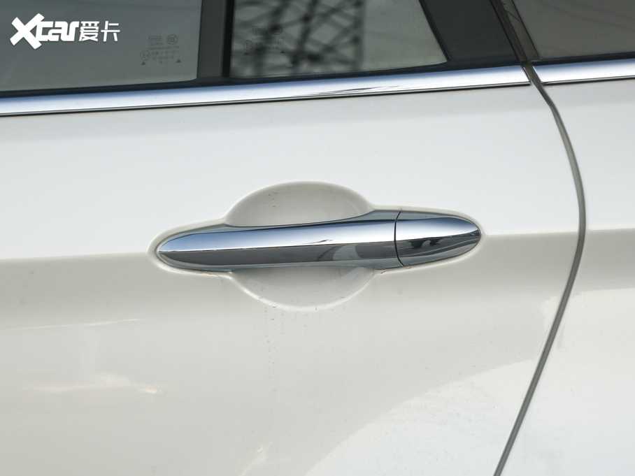 2019I(lng) EcoBoost 145 CVT 48VI(lng)Plus (gu)VI