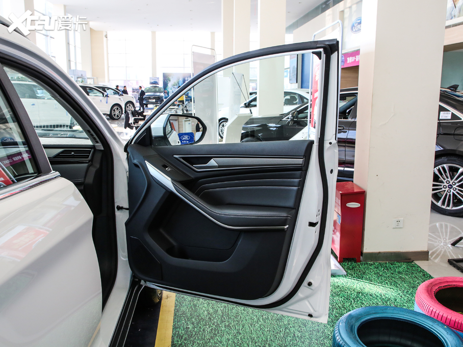 2019I EcoBoost 145 CVT 48VIPlus V