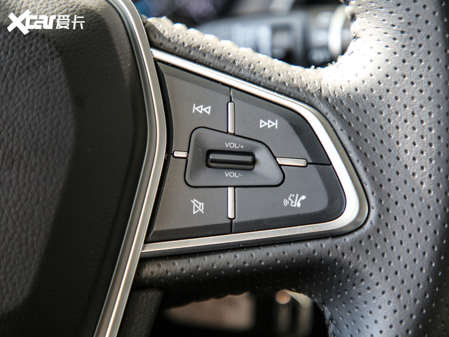 2019I(lng) EcoBoost 145 CVT 48VI(lng)Plus (gu)V