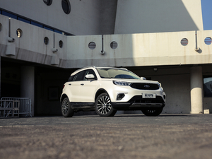 2019EcoBoost 145 CVTIPlus V w^