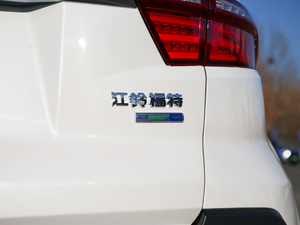 2019EcoBoost 145 CVTIPlus V ^