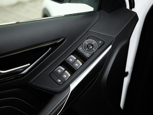 2019EcoBoost 145 CVTIPlus V {܇ƅ^	