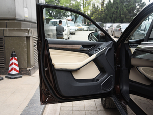 2019EcoBoost 145 CVTI(lng)Plus (gu)VI {λ܇(ch)T(mn)