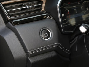 2019EcoBoost 145 CVT IPlusᳱƼ VI п؅^