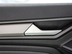 2019EcoBoost 145 CVT 48VIPlus V g