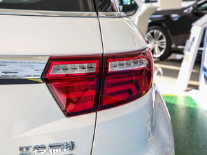 2019EcoBoost 145 CVT 48VI(lng)Plus V β