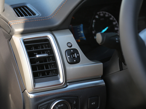 20192.0L GTDiԄӺA 5 п؅^