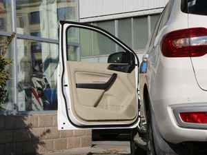 20192.0L GTDiԄݼӢ 5 {λ܇T