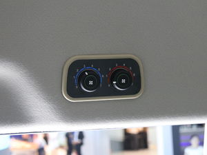 2019��2.0T ���S��픲��� 9�� ��VI ���g����