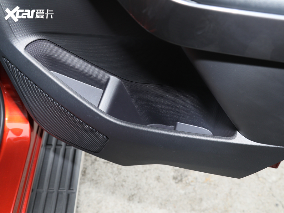 2020�·�� 2.3T �����Ԅ������Ş�� 7�� ��VI