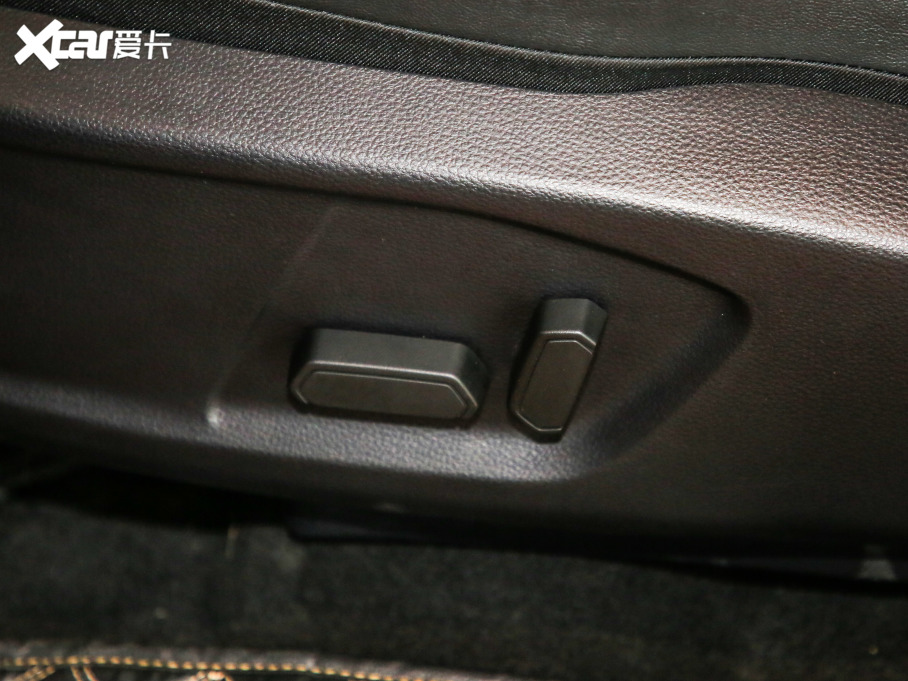 2020· 2.3T ԄA 7 VI