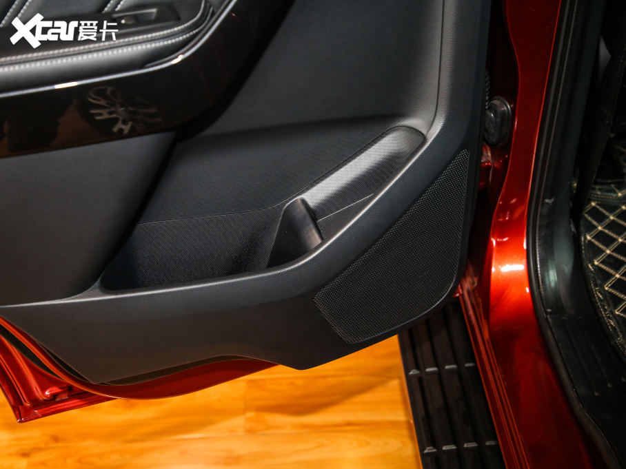 2020· 2.3T ԄA 7 VI