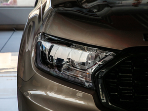 2020\Ӱ 2.3T Ԅ(q)Ş 7 VI (x)(ji)^