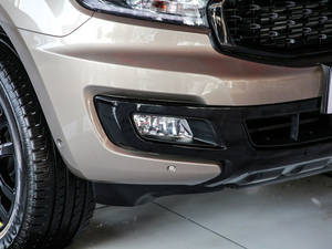 2020\Ӱ 2.3T Ԅ(q)Ş 7 VI (x)(ji)^