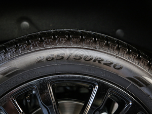 2020\Ӱ 2.3T ԄŞ 7 VI ݆̥ߴ