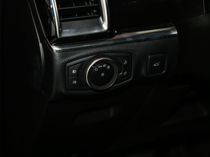 2020\Ӱ 2.3T ԄŞ 7 VI п؅^