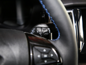 2020\Ӱ 2.3T ԄŞ 7 VI п؅^