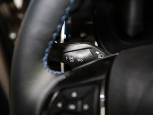 2020\Ӱ 2.3T ԄŞ 7 VI п؅^