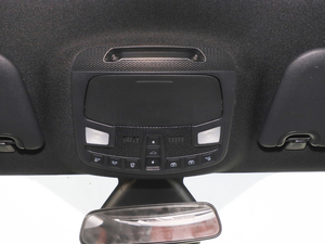 2020\Ӱ 2.3T ԄA 5 VI g