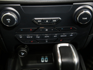 20202.3T ԄA 7 VI п؅^