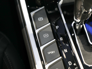 2020S EcoBoost 145 CVT 48VIPlus п؅^